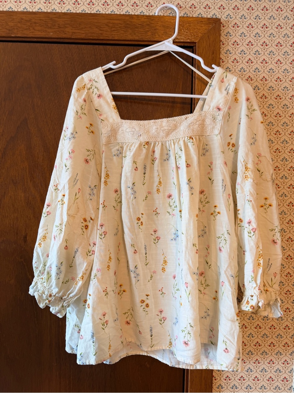 Lauren Conrad XL Cream Floral Peasant Blouse | Cottagecore Lace Square Neck Top